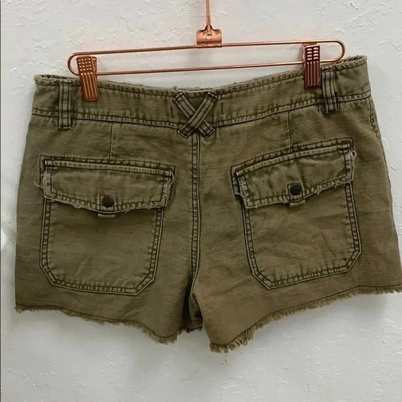 Free People Women’s Shorts size 2 - Picture 3 of 5